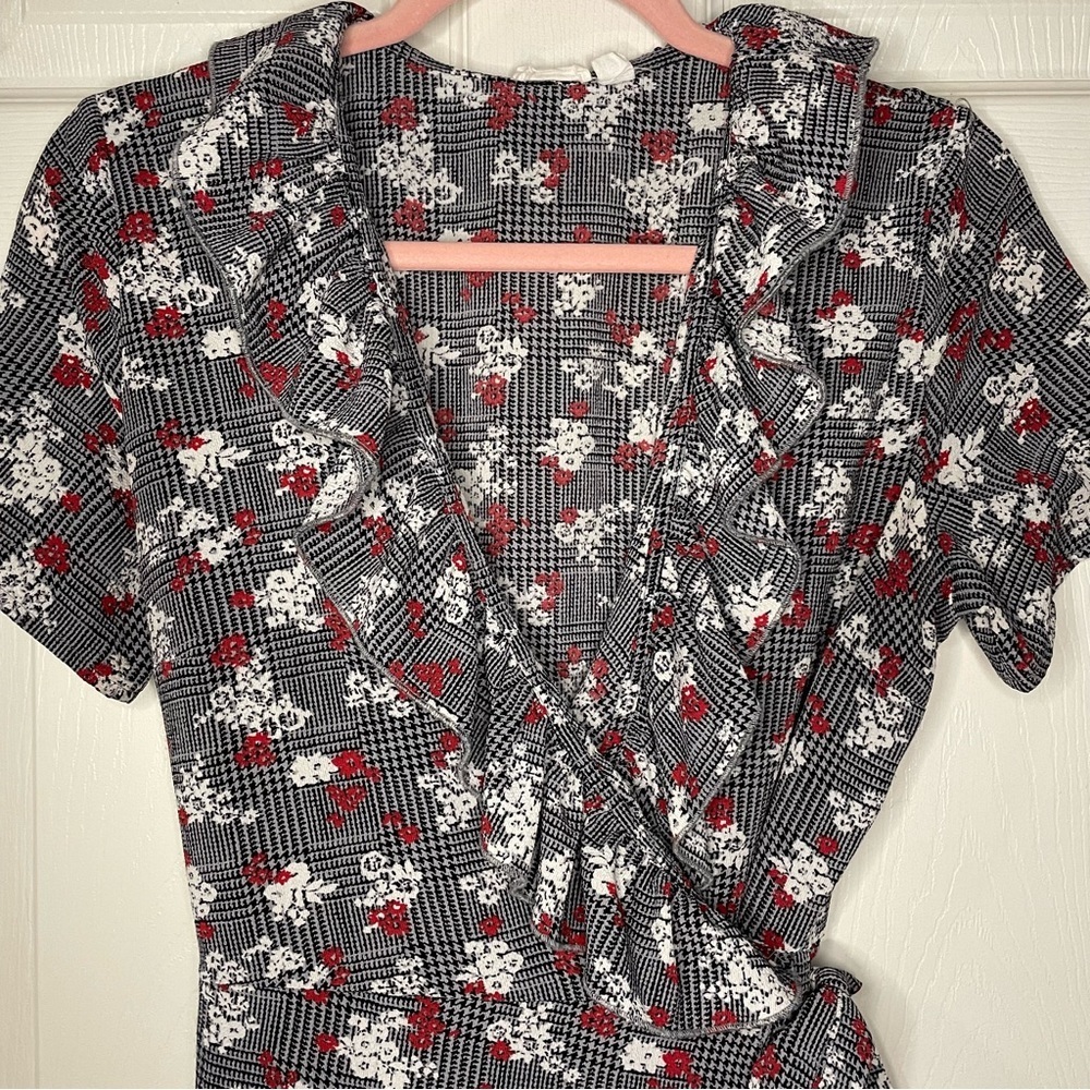 RIPE maternity- white and red flower maternity wrap dress